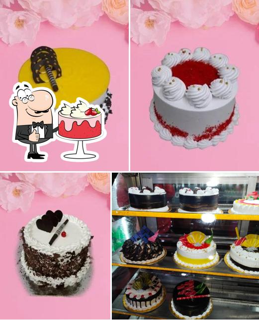 Red velvet cake at Cake Delight