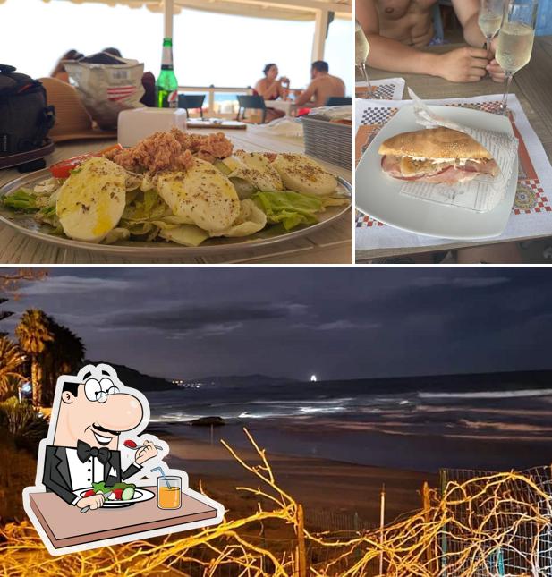 Questa è la foto che presenta la cibo e esterno di L’Antico Chiosco