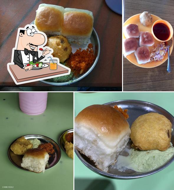 Meals at Santosh vada pav