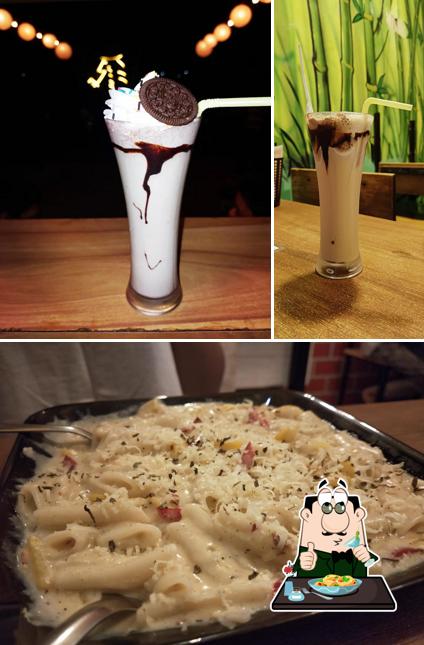 Macaroni and cheese at Café Hideout