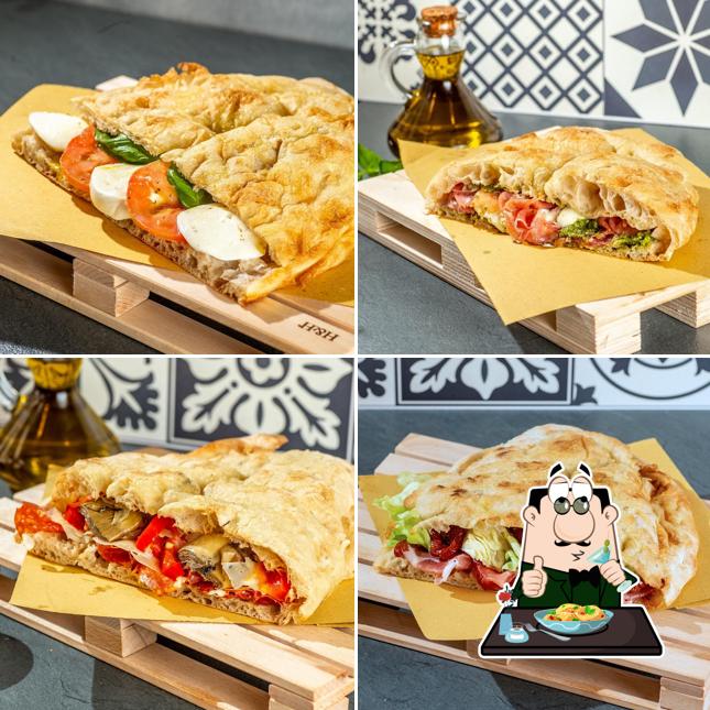 Focaccia al FUGASSA - il tipico panino italiano - focacceria e panineria