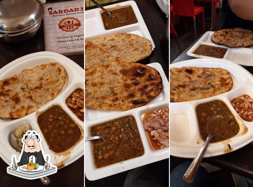 Kulcha at Sardarji Amritsari Vaishno Dhaba