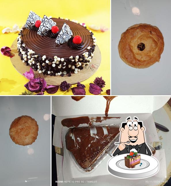 Chocolate cake at Monginis
