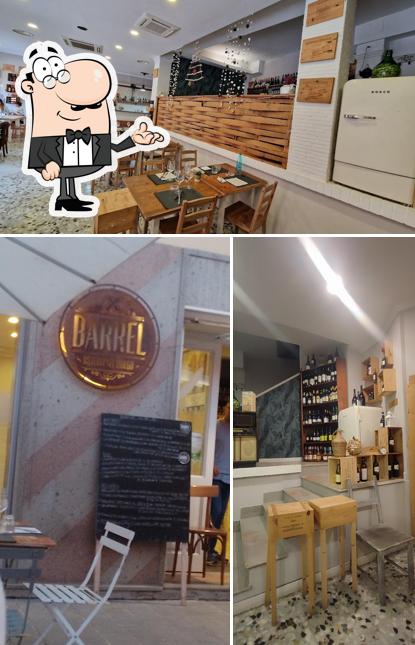 Siediti a un tavolo di Barrel Osteria nel Borgo