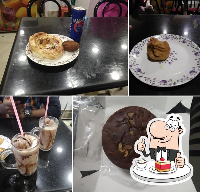 Royal Bakery serves a selection of desserts