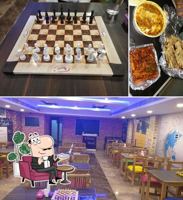 Check out how Class Bunk Cafe looks inside