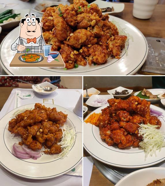 Chicken wings at Maljukgeori Korean Restaurant