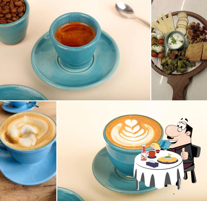 Cheese plate at Blue Tokai Coffee Roasters Janakpuri