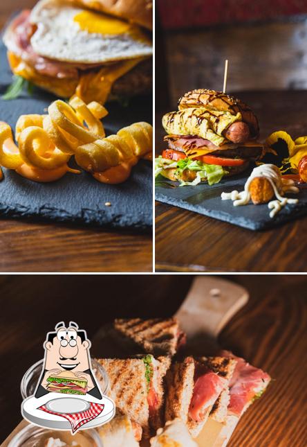 Club sandwich al Shamrock Pub Caltagirone