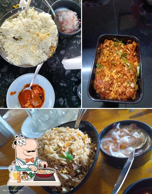 Fried rice at AL SAJ KITCHEN