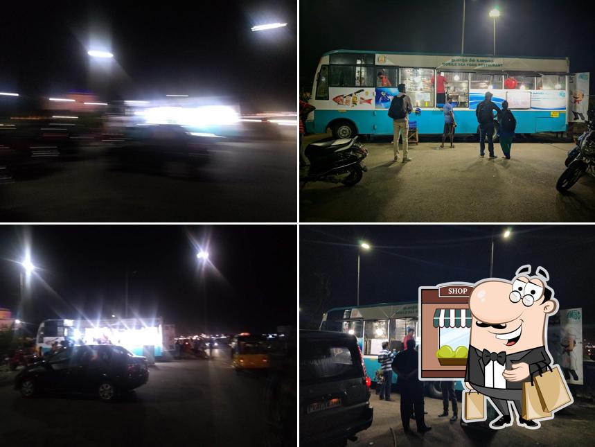 Mobile Sea Food Restaurant