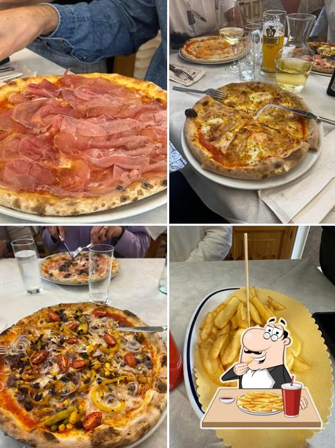 Patatine fritte al PIZZERIA RISTORANTE ROSSINI