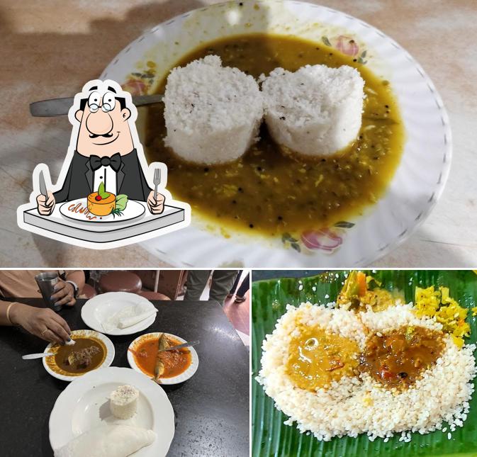 Meals at Onakkan Bharathi