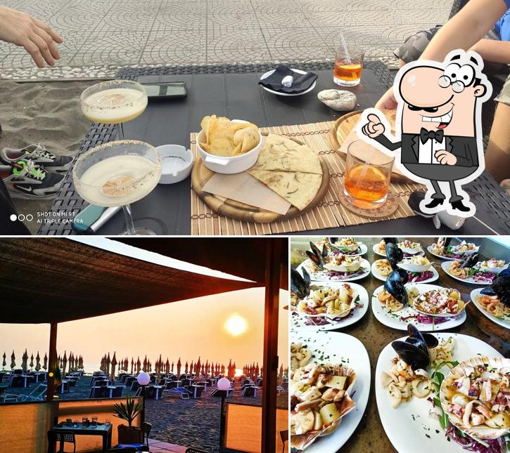 Siediti a un tavolo di Las Vegas ristorante pizzeria Tarquinia