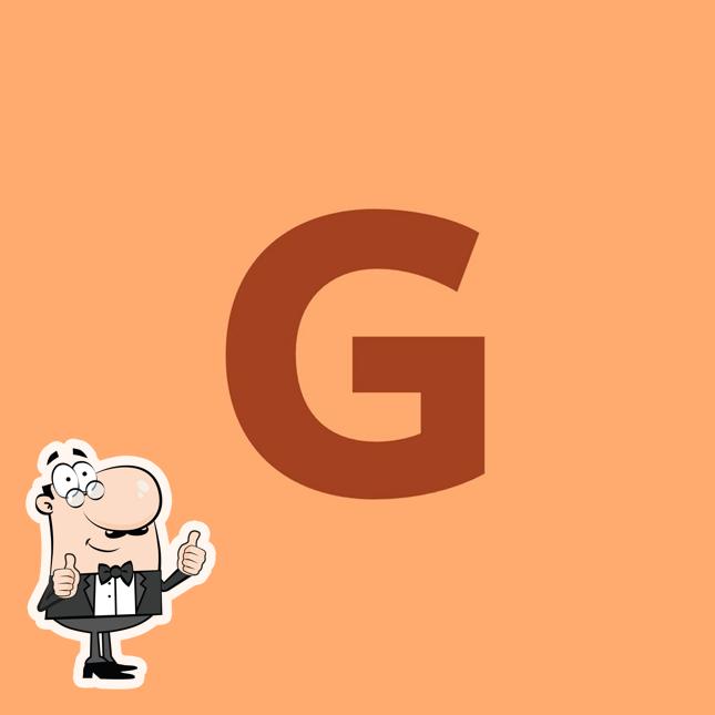 Look at the pic of The View Lounge