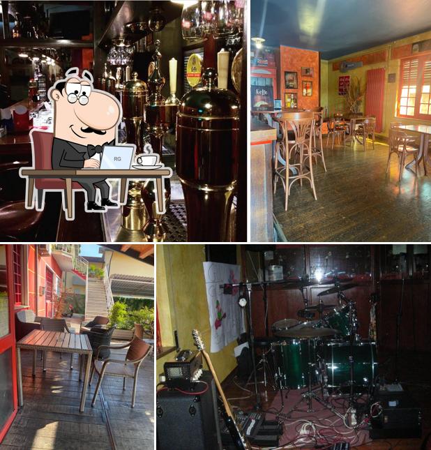 Gli interni di Red Pub