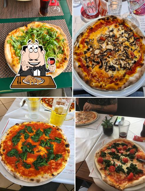 Prenditi una pizza a Terronia Ristorante Pizzeria
