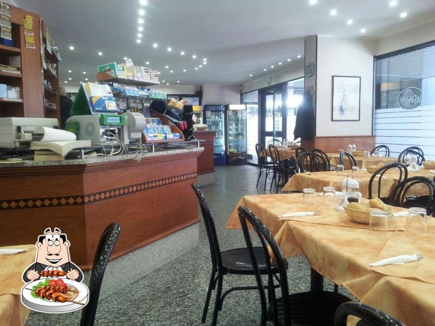 Cibo al Bar La Piazzetta