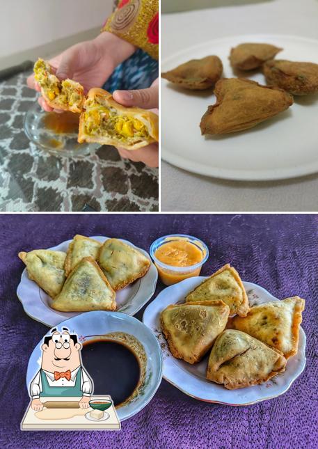 Samosa at Samosa Singh- New Thippasandra