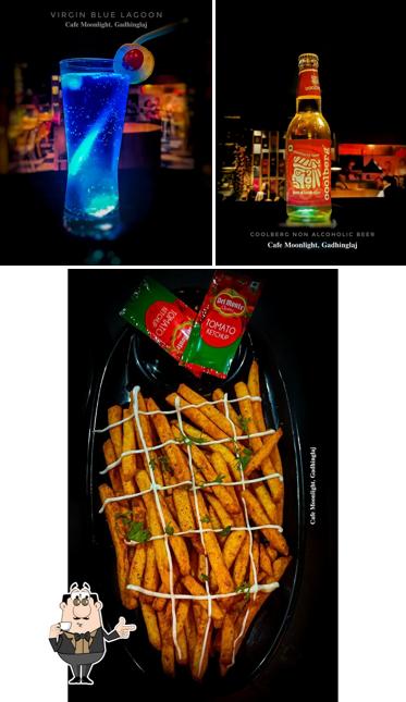 Enjoy a drink at Cafe Moonlight