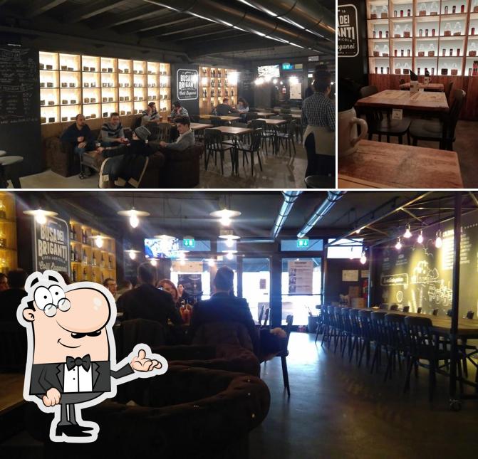Dai un'occhiata agli interni di Busa dei Briganti Pub Padova