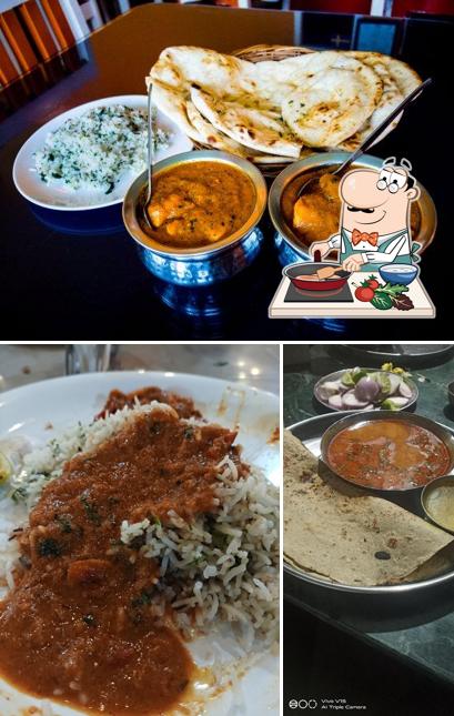 Chicken curry at BANDU BHAUCHA DHABA