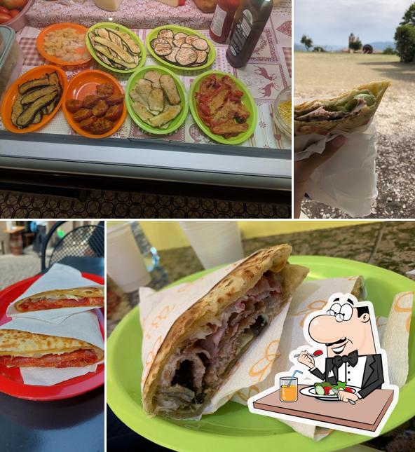Platti al Piadineria L'Aquilone