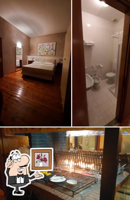 Siediti a un tavolo di Al cavallino