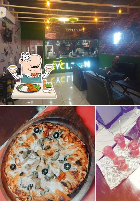 The photo of Cycle On Cafe & Resto’s food and interior