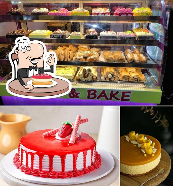 Cheesecake at Cake & Bake