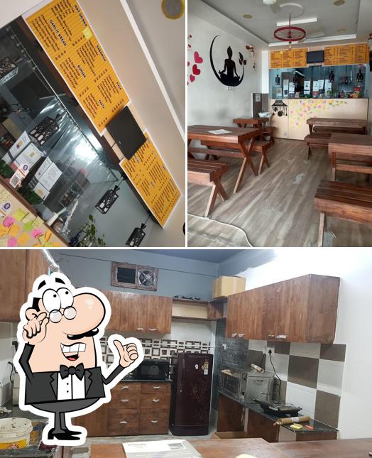 Check out how Hangouts JNTU looks inside