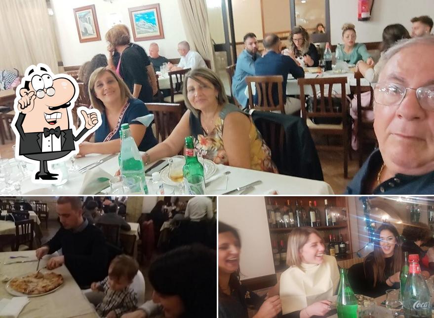 La immagine della interni e bancone da bar di Ristorante Pizzeria Al Casale