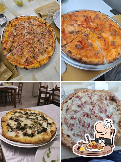 Ordina tra le molte varianti di pizza