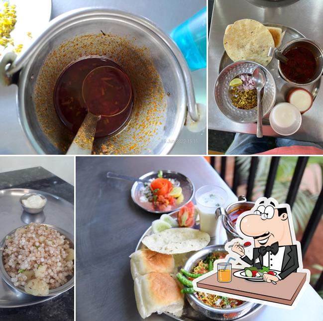 Chocolate mousse at MULSHITIL SUPRASIDDHA KAILAS HANDI RASSA MISAL