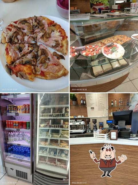 Tra le varie cose da Duchi Caffè si possono trovare la cibo e interni
