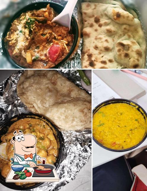 Chicken curry at Paras Royal: Status Restaurant