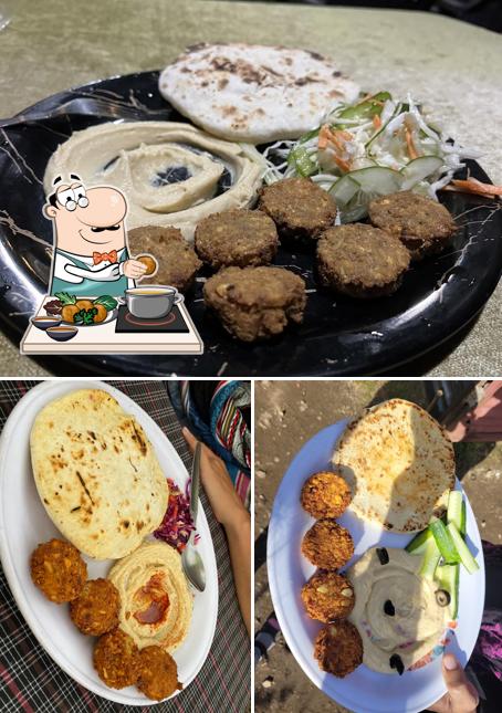 Falafel at HONEY'SFALAFEL