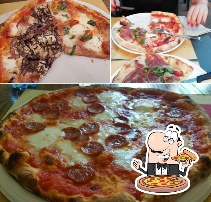 Scegli una pizza a La Bottega del Pizzaiolo - Pizzeria