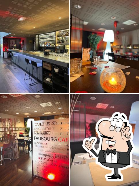 Installez-vous à l'une des tables de Faubourg Café Cholet