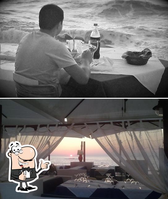 Vedi questa immagine di I Carusi Beach