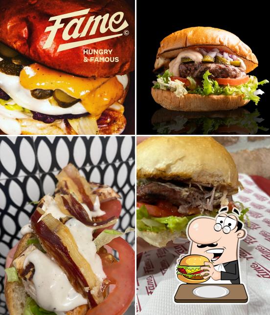 Ordina un hamburger a FAME BURGERS