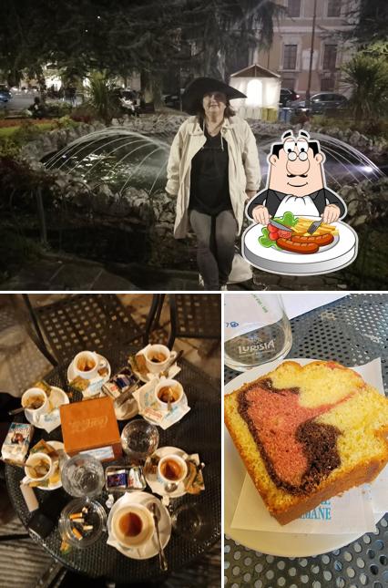 Tra le diverse cose da Blitz Caffè si possono trovare la cibo e esterno