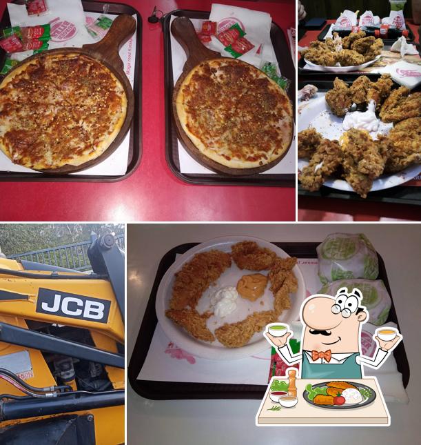 Food at Burger's Bites