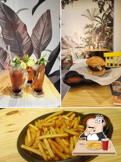 Sona Cafe and Fast food