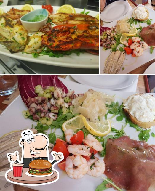 Prova un hamburger a Osteria Da Noi