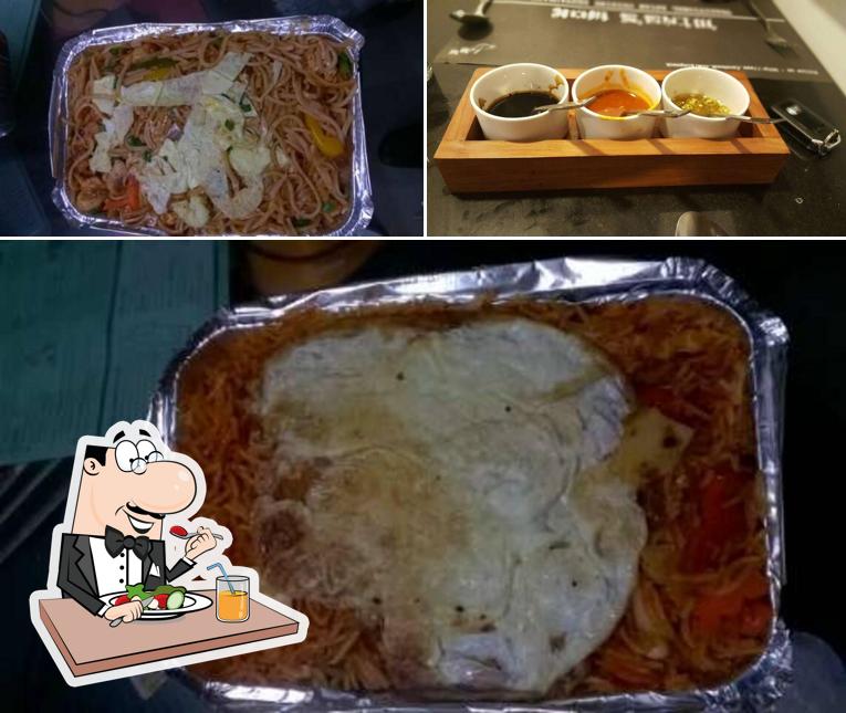 Food at Ming's Wok chinese restaurant