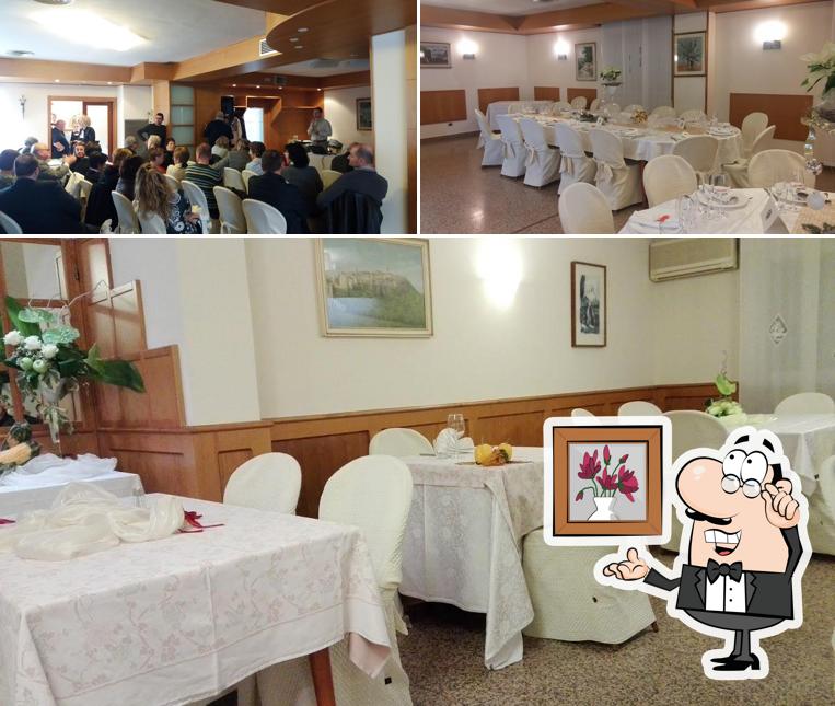 Gli interni di Trattoria Menotti