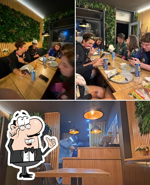 L'intérieur de Burger house
