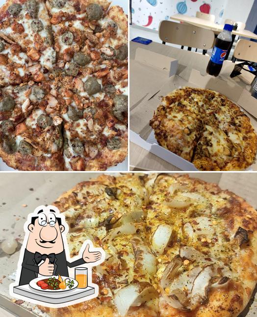 Food at Domino's Pizza Saralebettu, Manipal