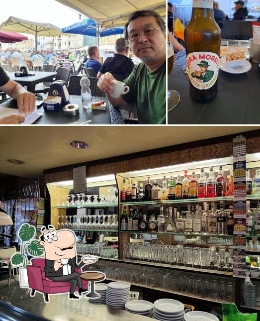Gli interni di Bar Falcone